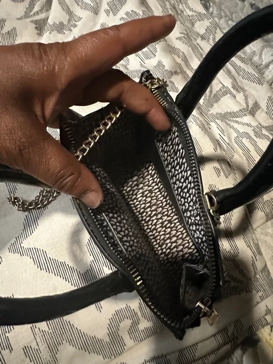 Source Unknown Black Croc-Embossed Satchel with Gold Hardware - Picture 2 of 5